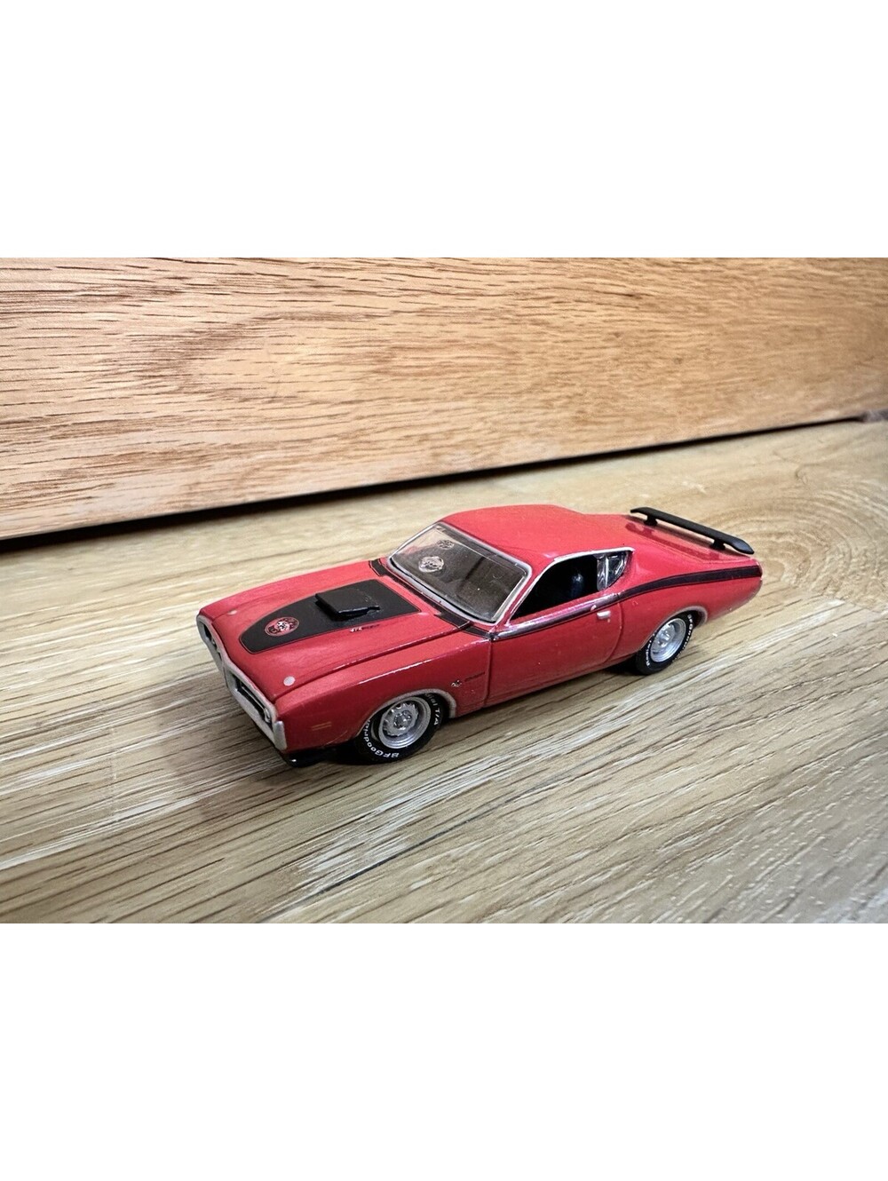 LOOSE GREEN MACHINE Greenlight 1:64 Auction Block 1971 Dodge Charger R/T